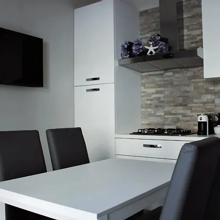 Apartamento Gf 2 Varazze